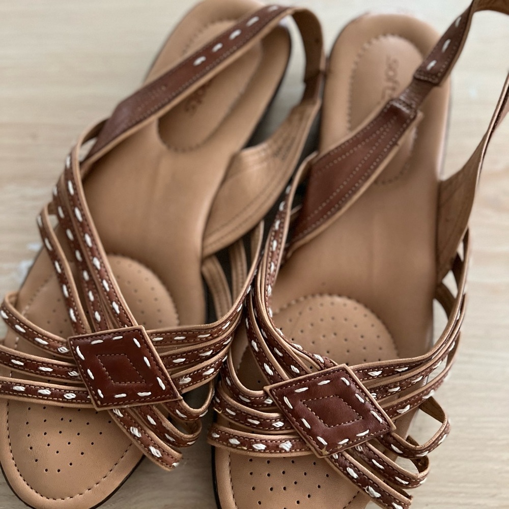 Brown sandals - 11